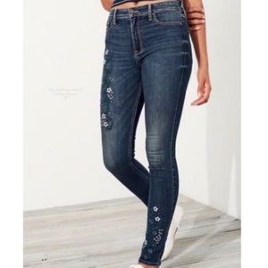 Embroidered Skinny Jeans